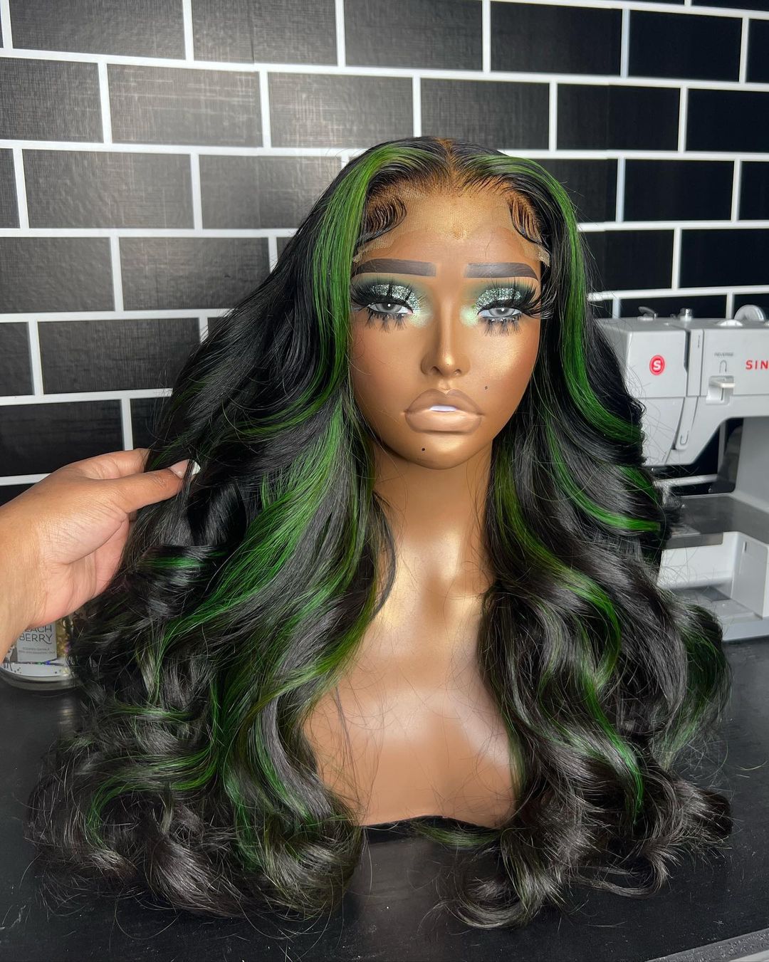 Highlight Ombre Lace Front Wavy Lace Wigs