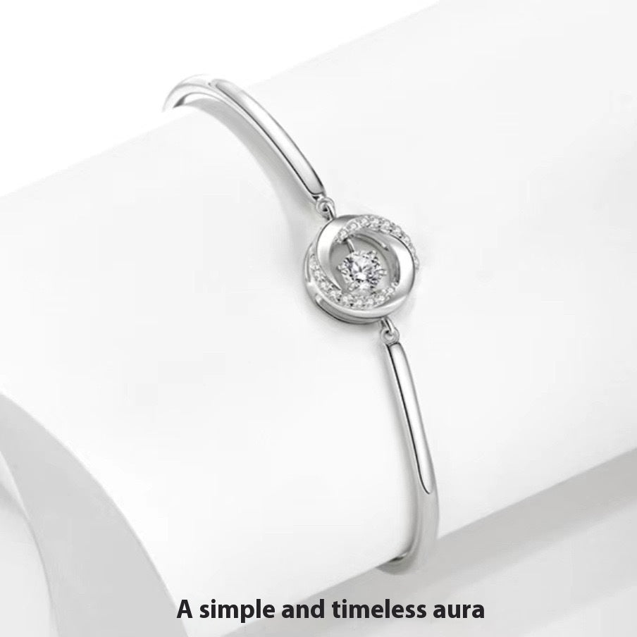 Mobius Three-second Heart Bracelet For Women New