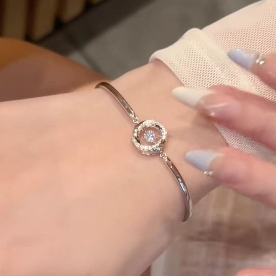 Mobius Three-second Heart Bracelet For Women New