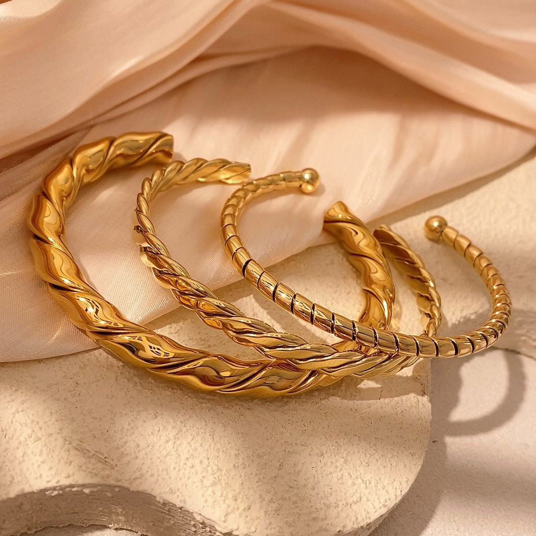 Personalized Patterned Bracelet For Women Elegant Geometric Layering Bangle In Solid Colors